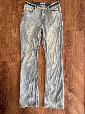 Light Blue Women's Flare Jeans - Classic Soft Denim